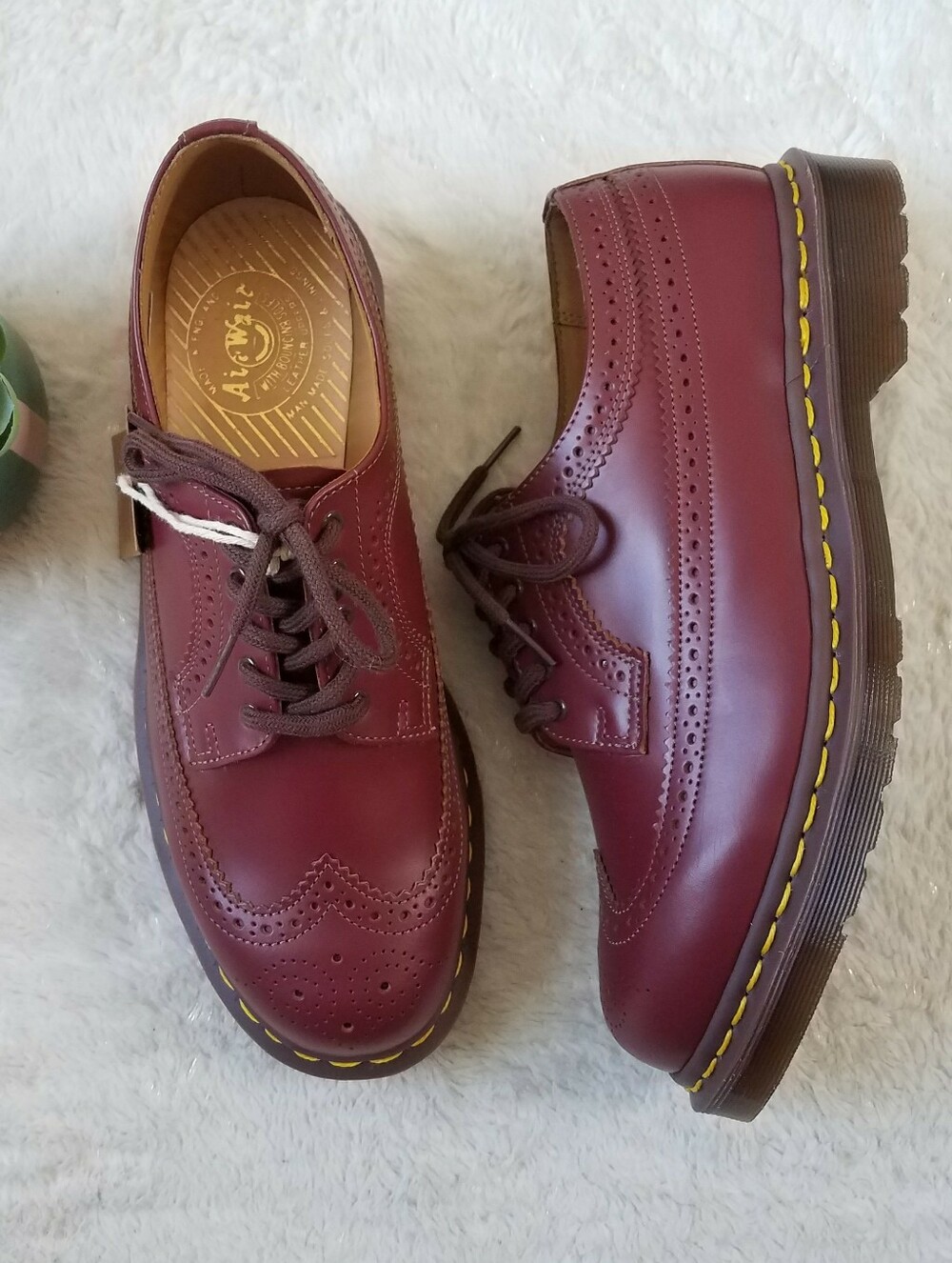 Dr. Martens  3989 Vintage Made In England Brogue Shoes in Red - Picture 3 of 8